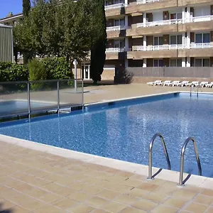 https://apartaments-del-sol-lestartit.catalonia-hotels.com